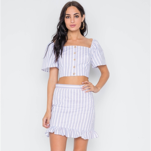 🆕 Red White & Blue Striped Crop Top - Picture 4 of 4